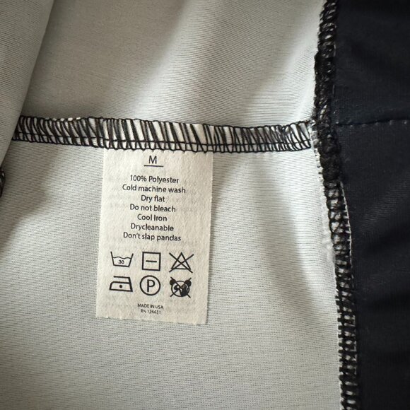 Queen Freddie Mercury Leggings Size Medium NWOT - Picture 3 of 3